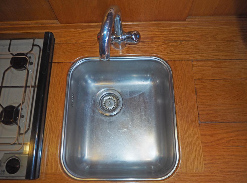 Vorschiff, Innenausstattung